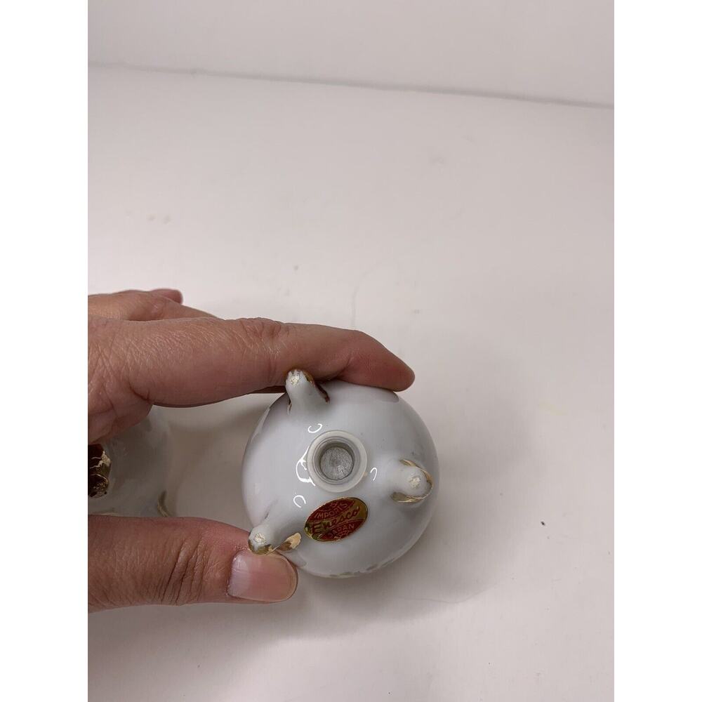 Vintage Enesco Salt & Pepper Shakers Egg Shaped Footed White With Rose Flowers - Picture 7 of 7